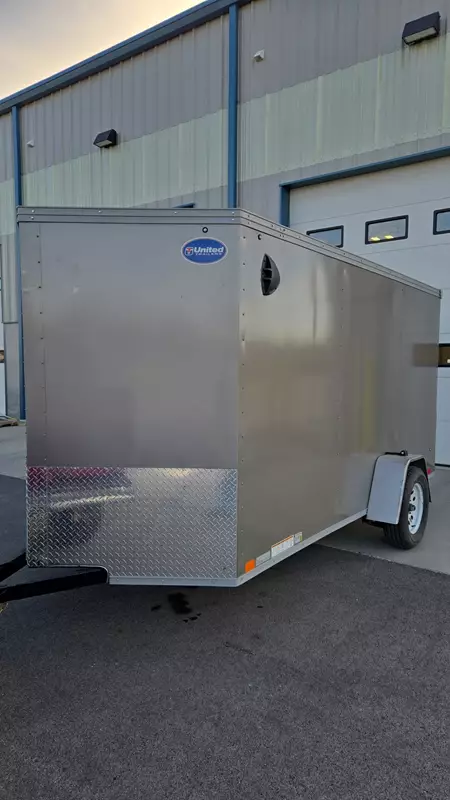 12' Enclosed trailer