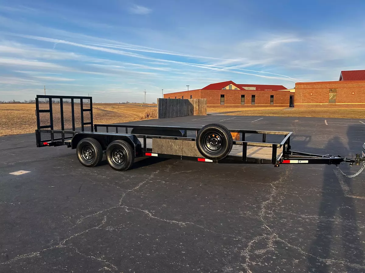 20'x82" Utility Trailer W/ Ramp