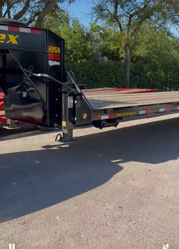 40' Gooseneck Flatbed Trailer