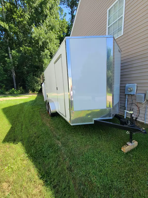 7' × 14' Pace V nose Enclosed