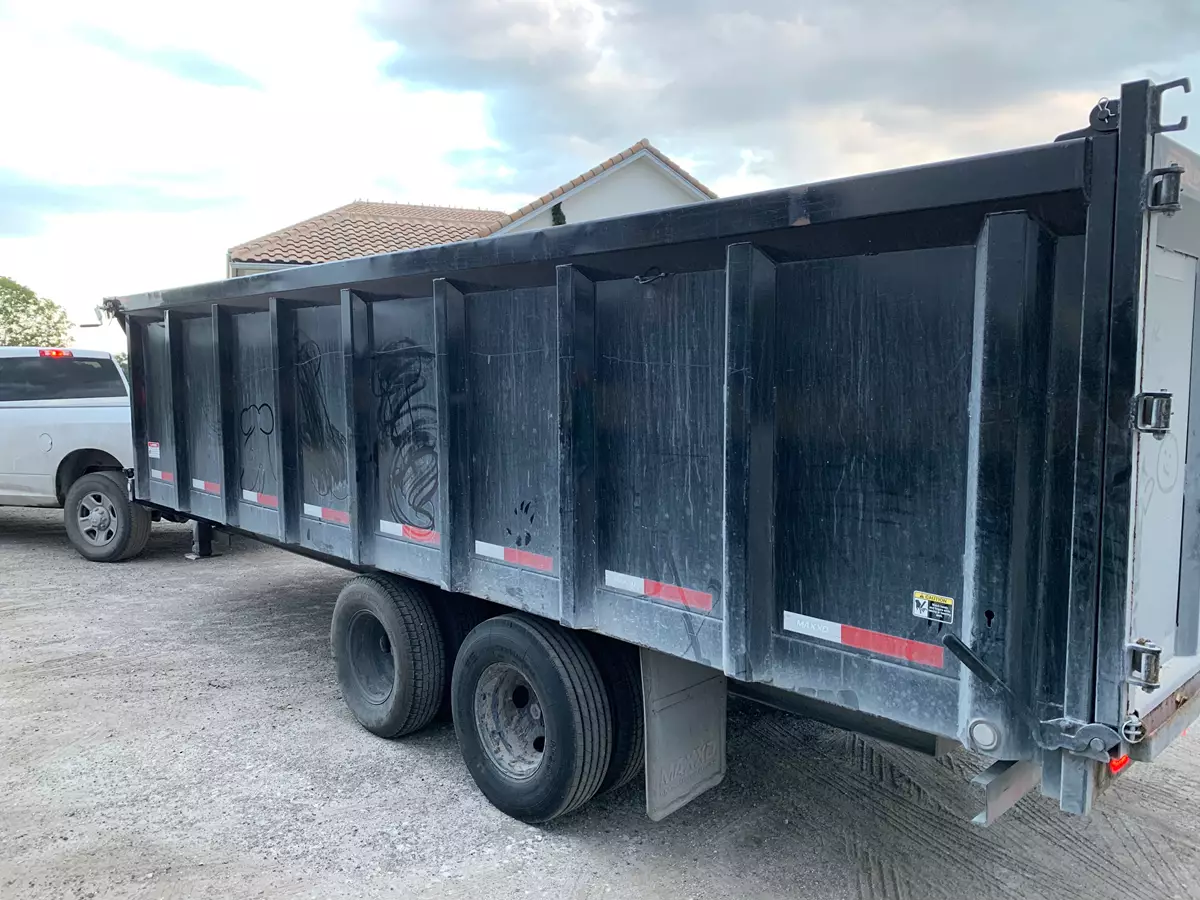 20' Dump trailer 8 ton