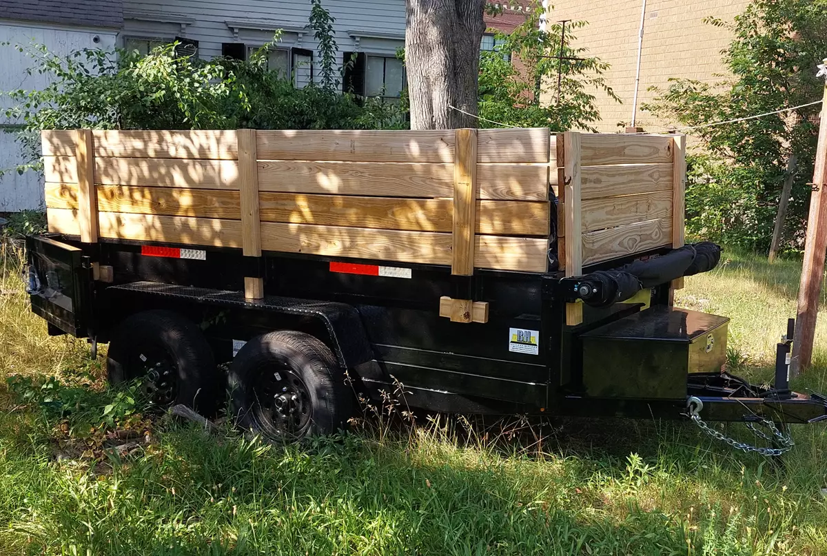 5' x 10' Griffin Dump Trailer 