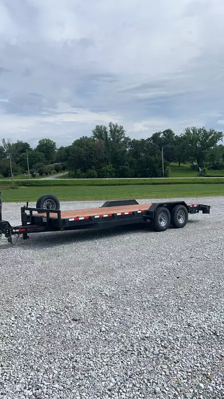 20' x 6'11" Flatbed Trailer