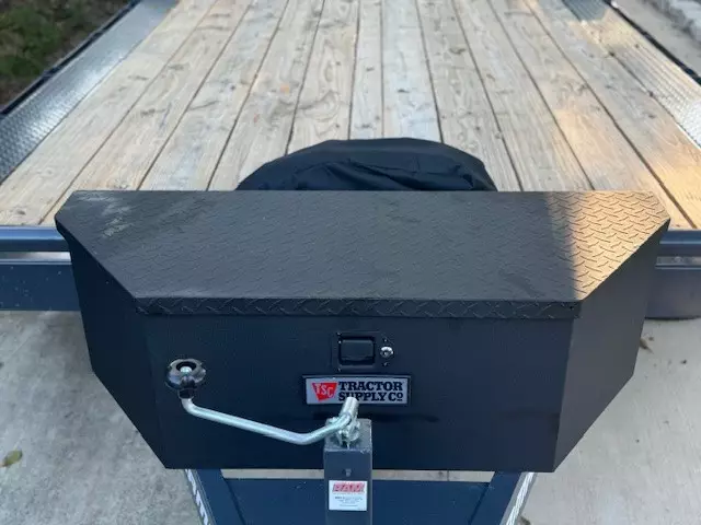 22' x 102" 2024 Lamar Car Hauler