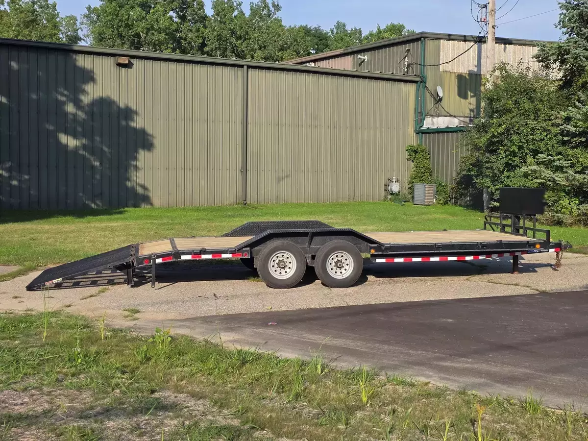 Car Hauler / Equipment Trailer