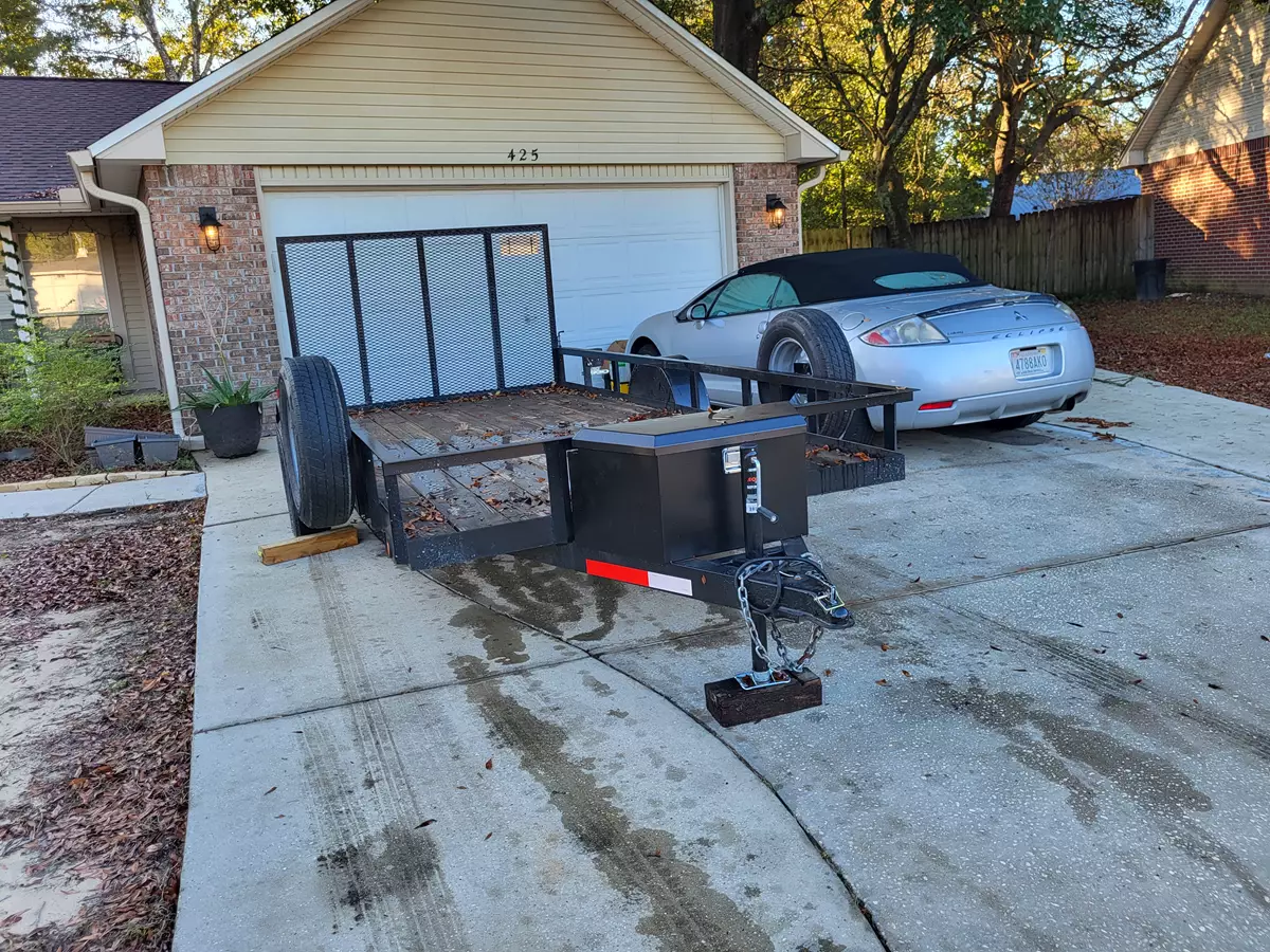 6.5x14 utility trailer w/ramp