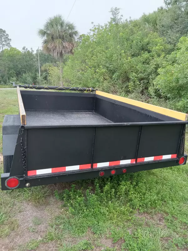 6' x 10' x 2' Dump Trailer