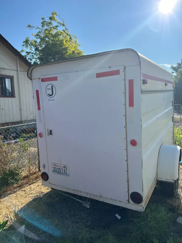 10x5 Enclosed Trailer
