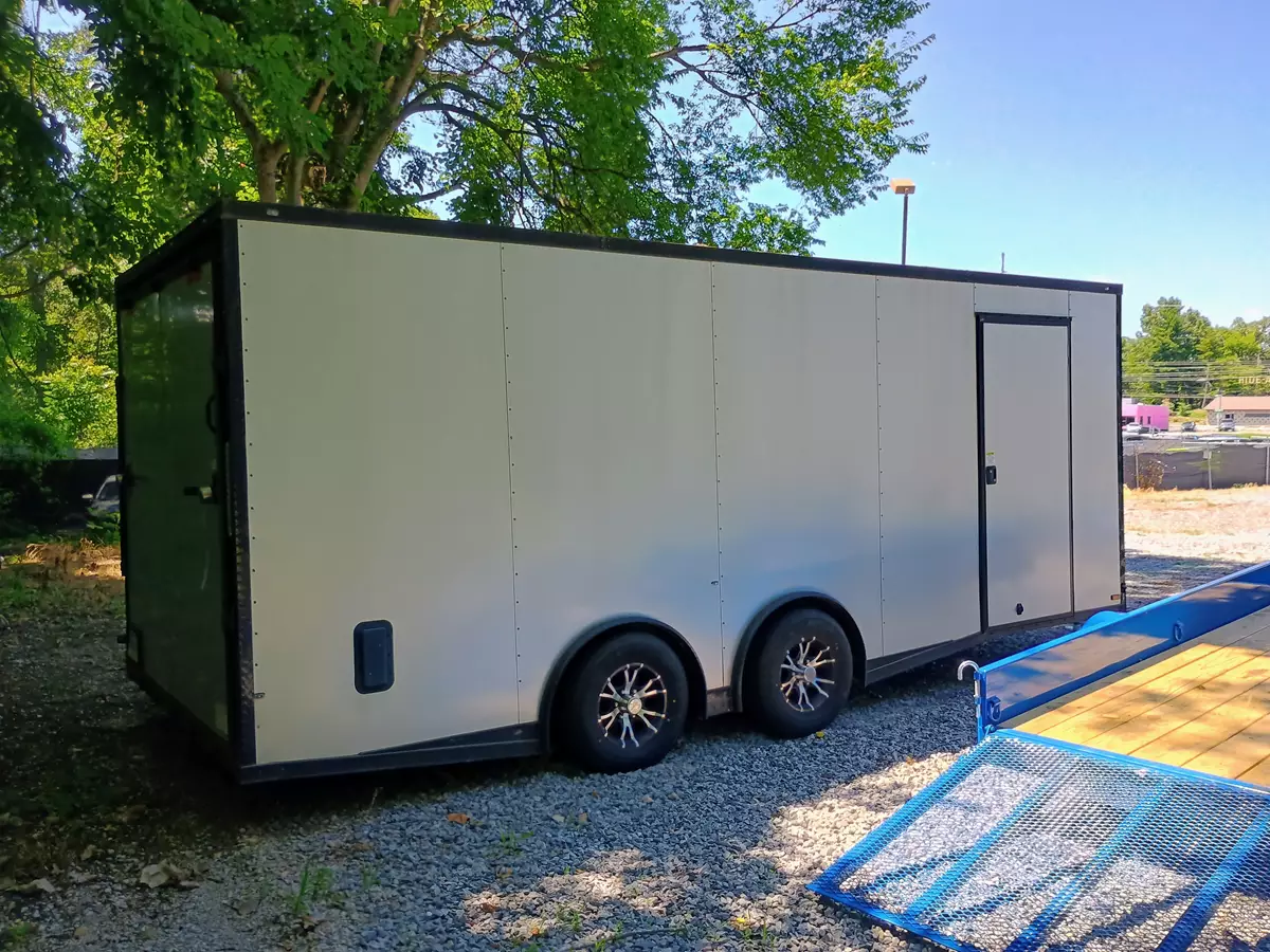 8.5' x 20' Enclosed Car Hauler Trailer