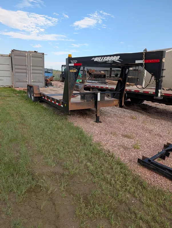 20ft Gooseneck Tilt Flatbed Trailer