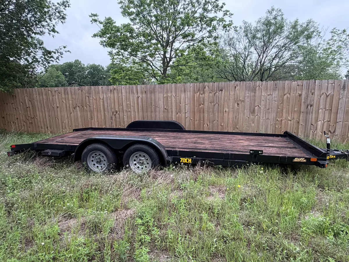 20' x 6'11" Flatbed Trailer