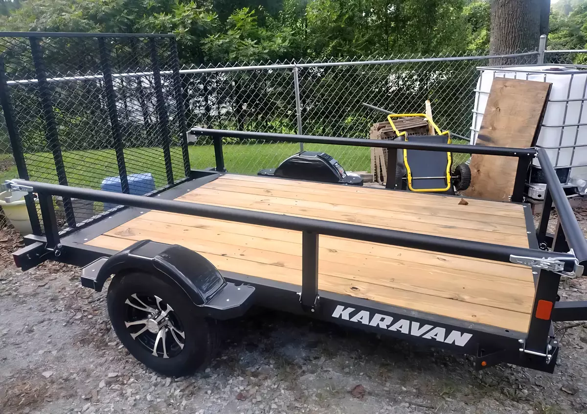 5'.5 x 9' Utility Trailer