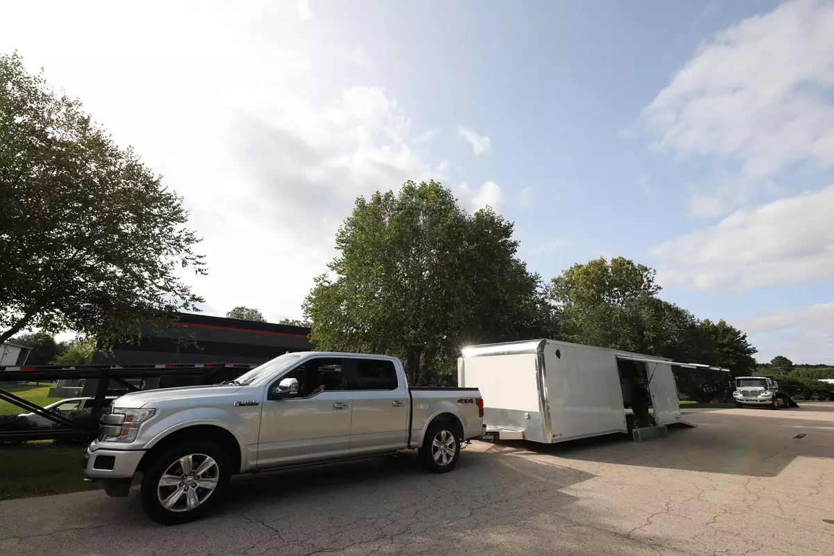 28ft Enclosed Alum. Race Trailer 