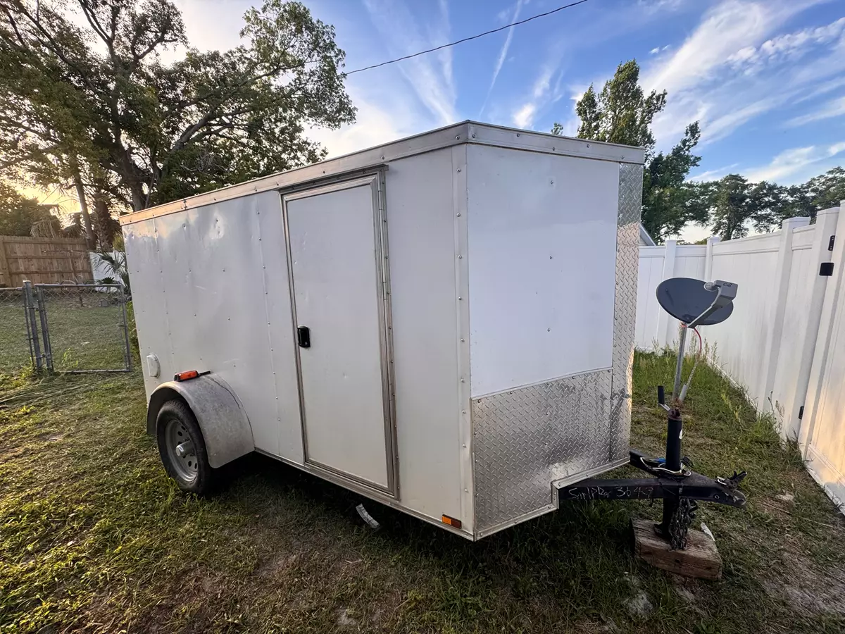 5' x 10' Enclosed Trailer