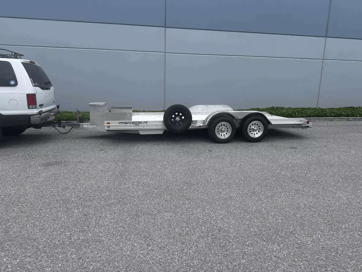21' x 8'6" Car Hauler Trailer