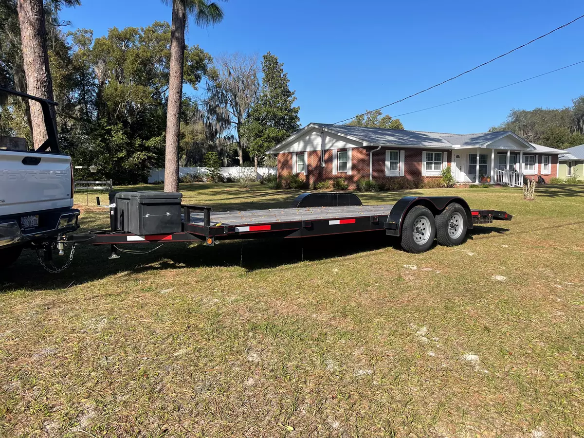Car hauler 82” x 20’