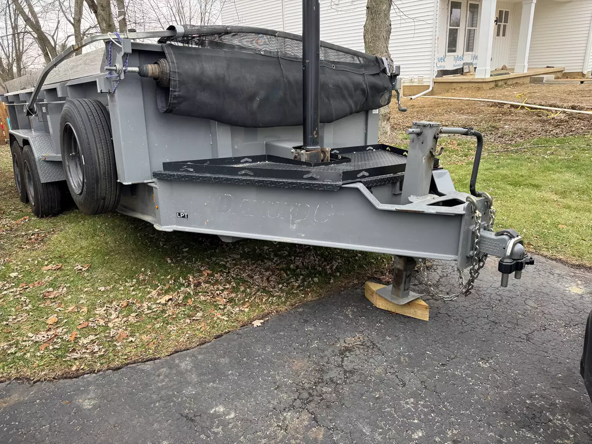 16’ x 82" Dump Trailer