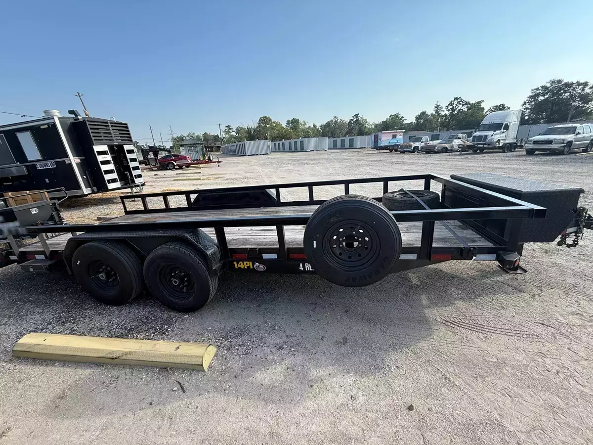 20’ Low Boy with Ramps