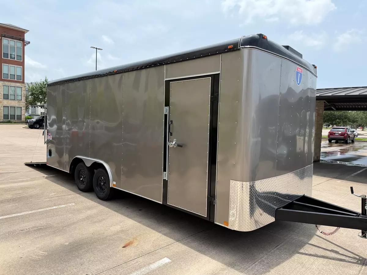 8.5' x 20' x 7'3" Enclosed Trailer