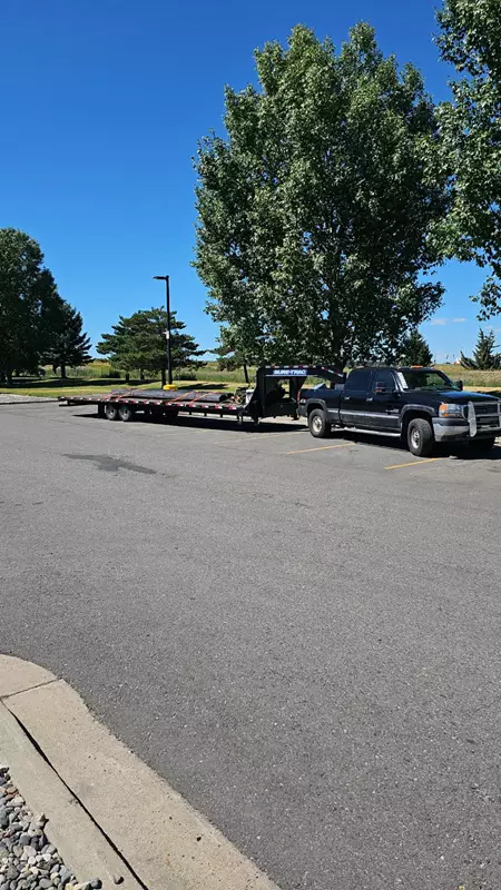 35' Flatbed Gooseneck Trailer