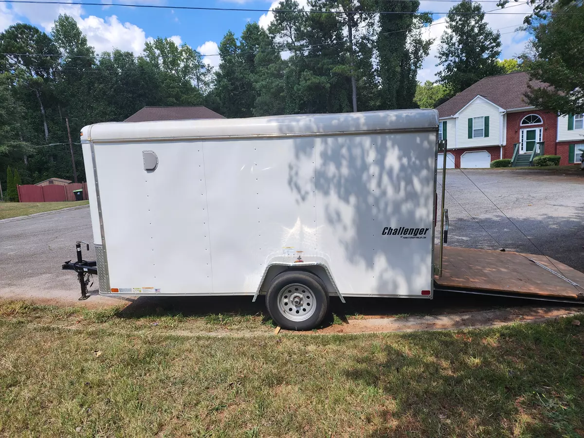 Challenger 7×12' enclosed trailer w/ 7' ramp door+side door