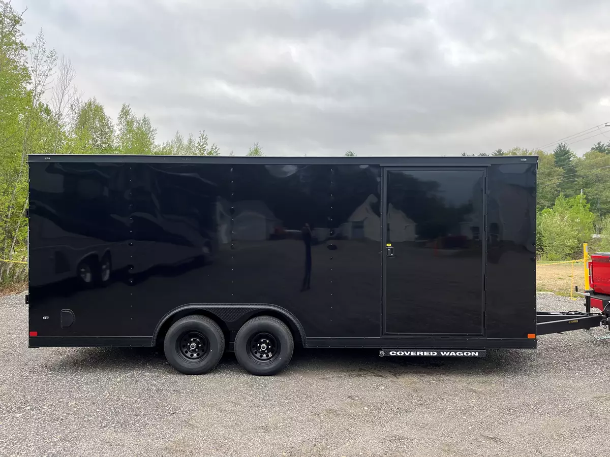 20' x 8'.5 Enclosed Trailer