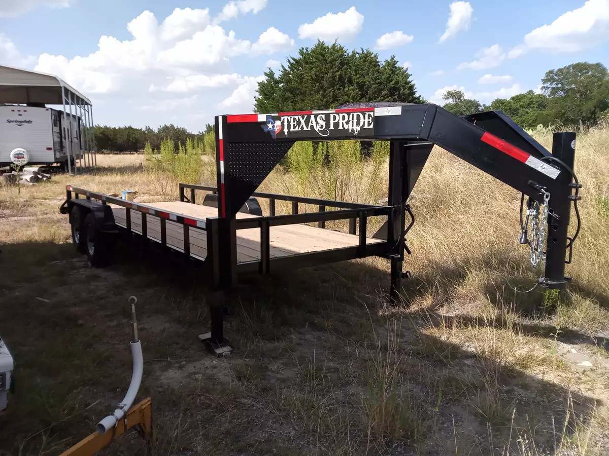 texas pride gooseneck trailer 20x7 10,600 lb, ramps
