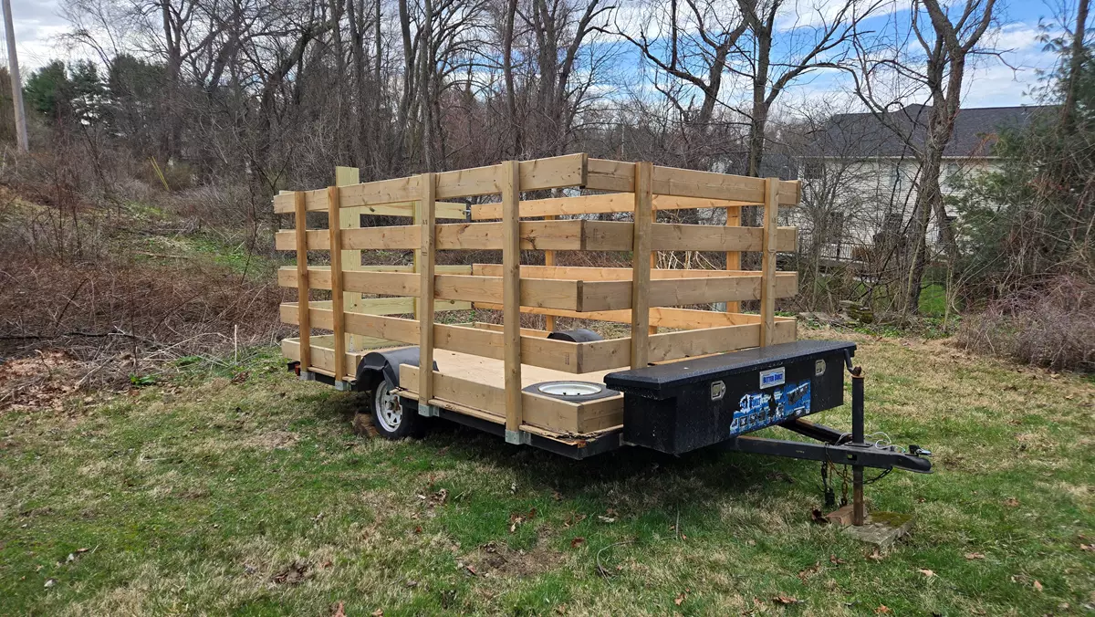 6' x 11' Fully Fenced in Utility Trailer