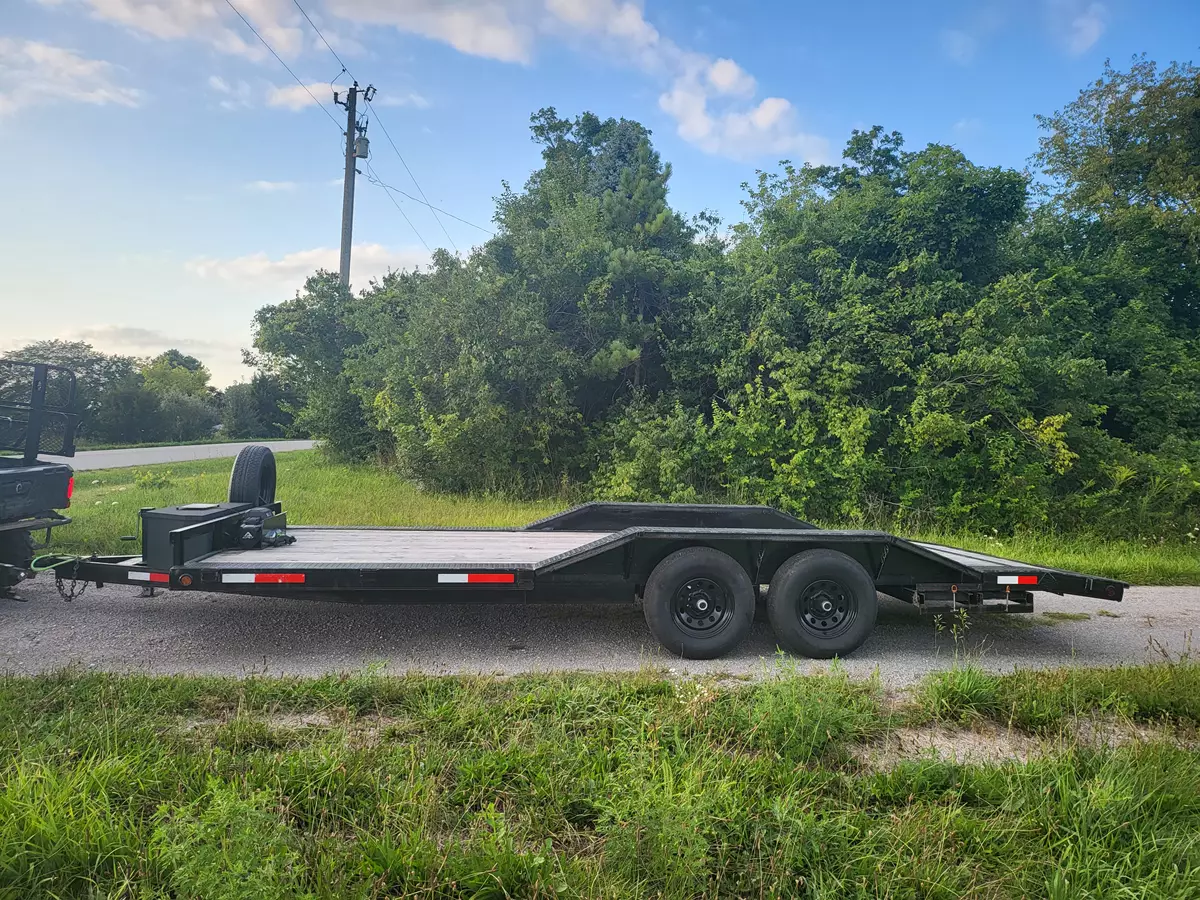 20' Flatbed Car Hauler 102" Wide with Winch and Drive Over Fenders