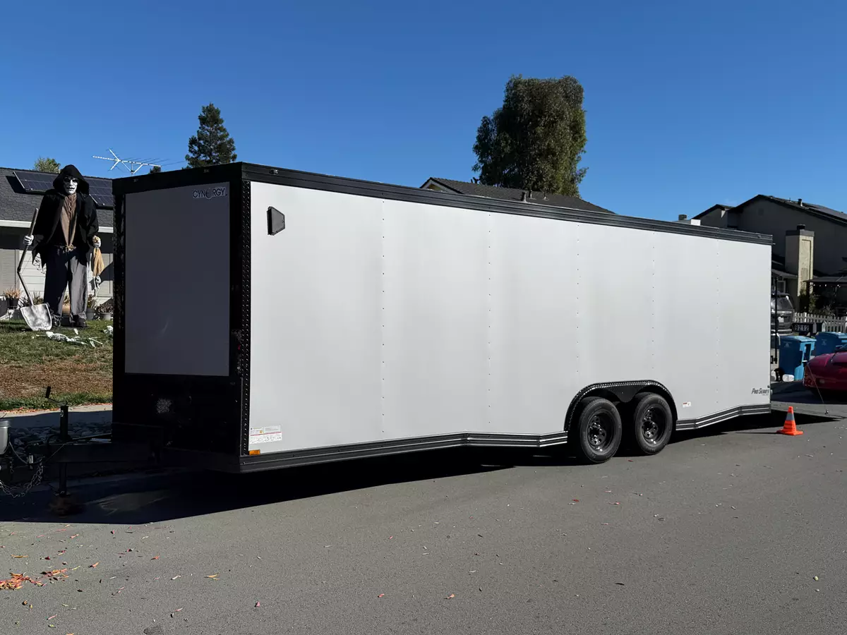 24’ Enclosed Fully Equipped Car/Cargo Trailer
