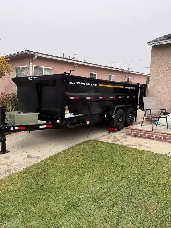Dump Trailer 15 Cubic Yard 
