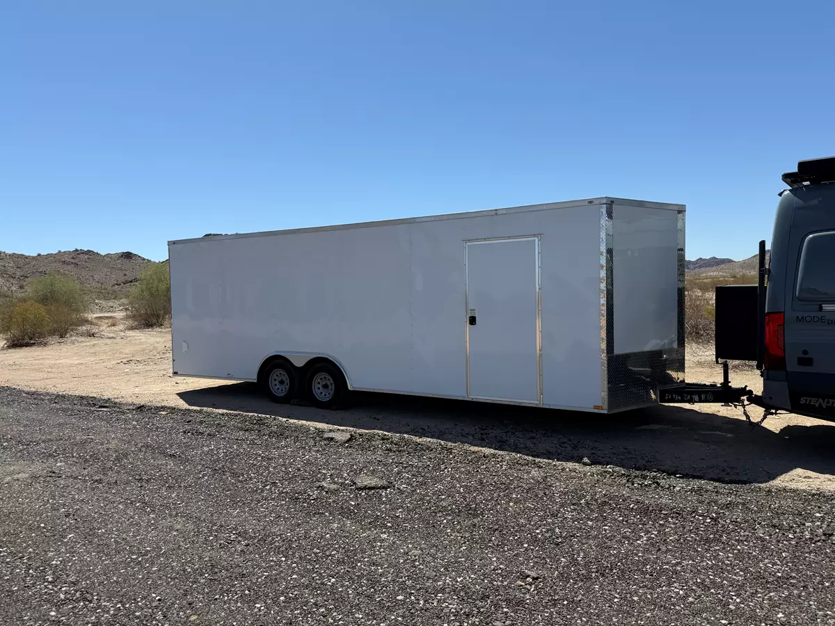 Enclosed Trailer 24' x 8' x 7' Moving Blankets & Dolly available