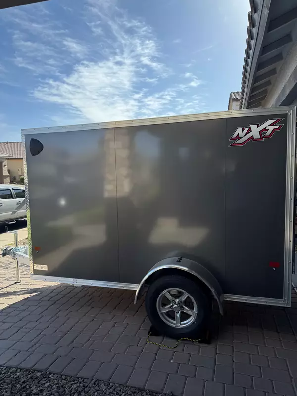 6' x 10' Enclosed Aluminum Trailer