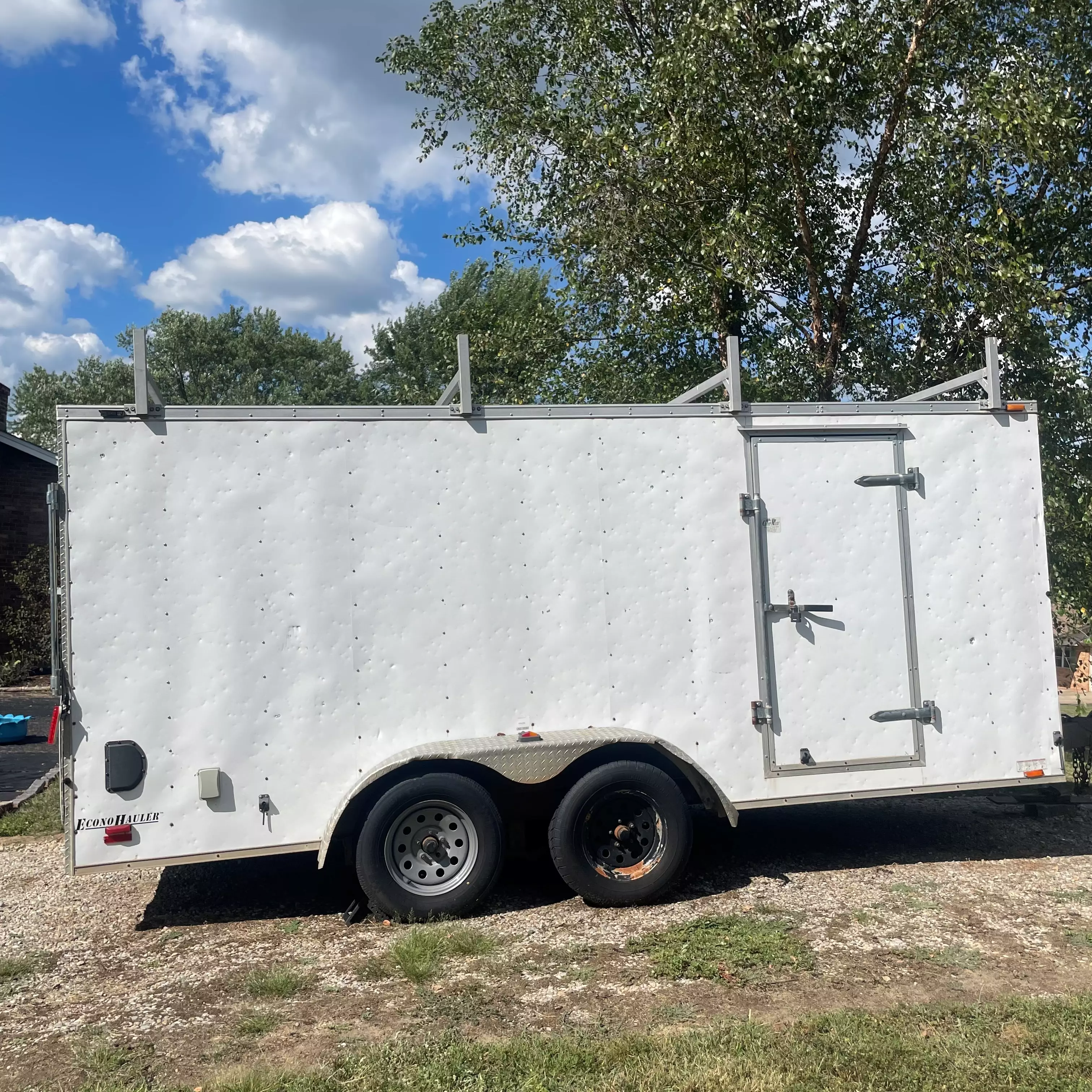 16-Foot Bumper Bull V-Nose Cargo Trailer
