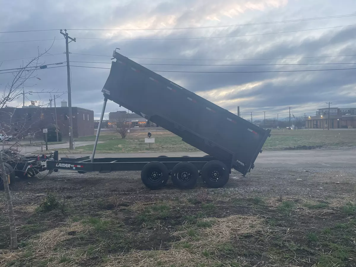 16' Heavy duty dump trailer 