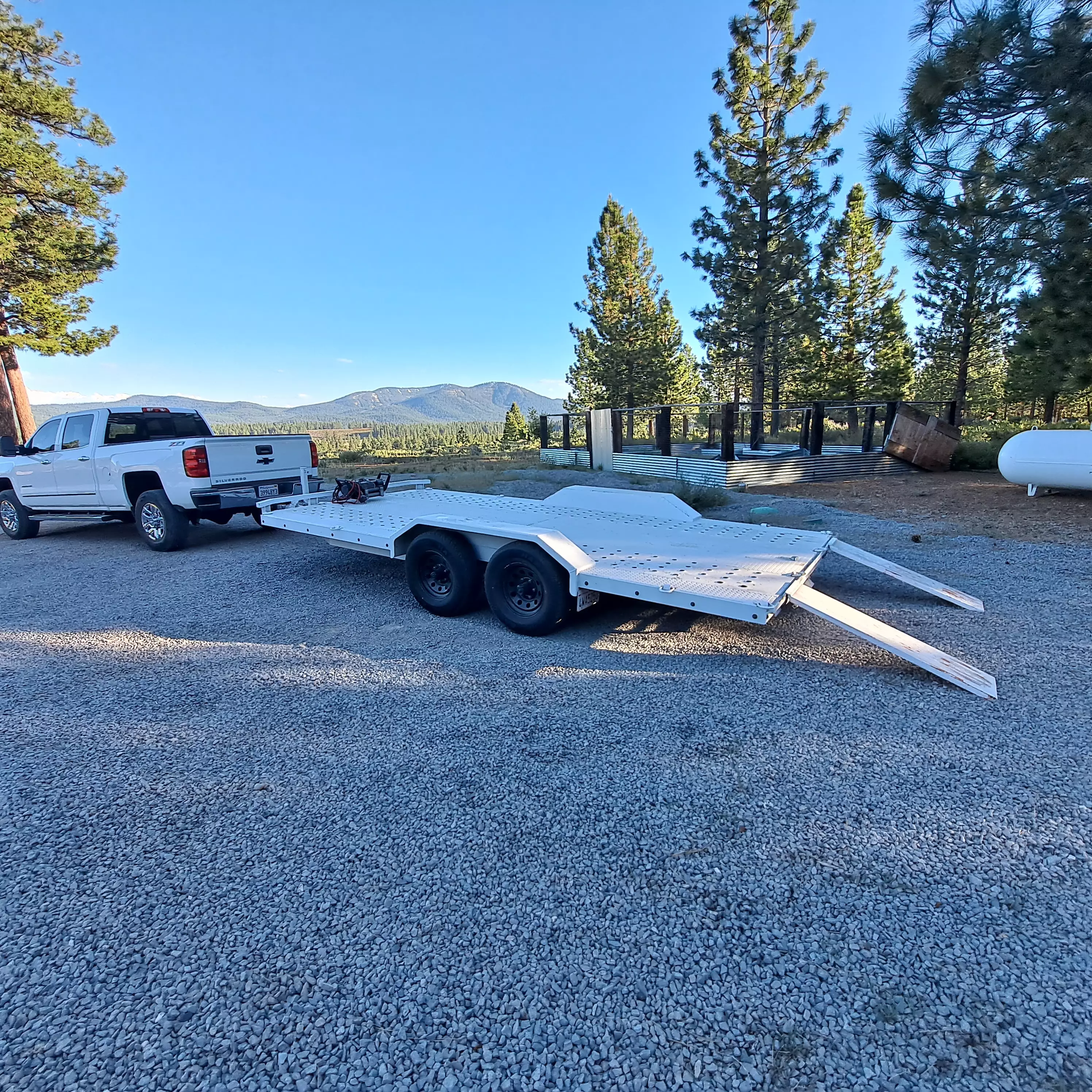 2015 Car Hauler Drive over fenders 17'