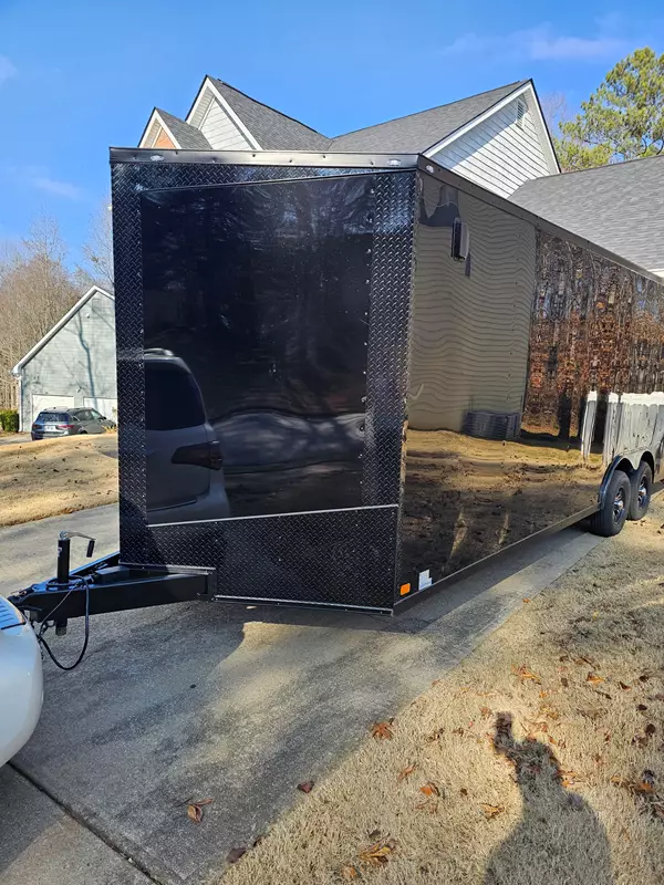 8.5' x 24' Enclosed Trailer