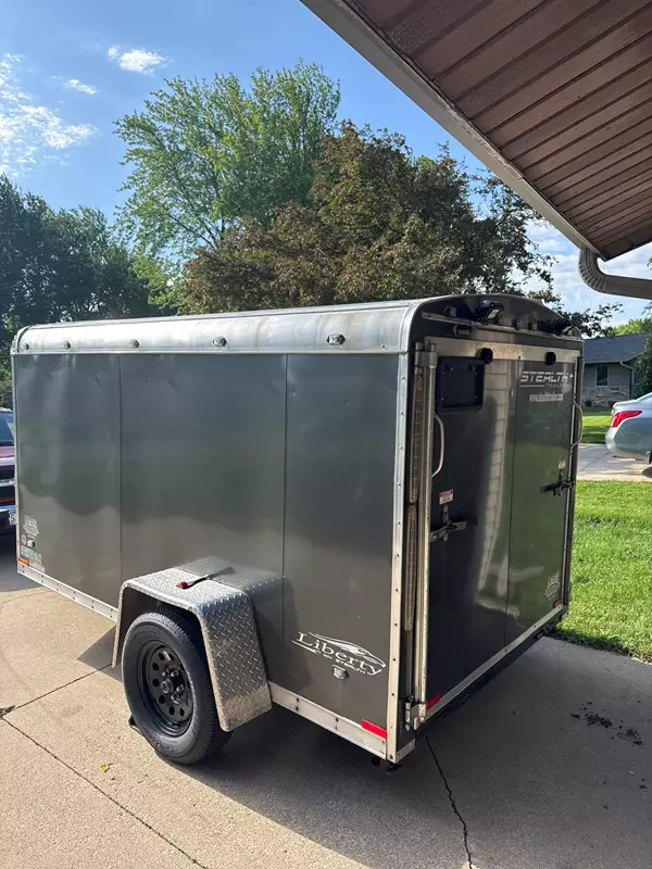 6' x 12' Enclosed Trailer
