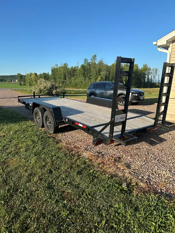 20’ Equipment/ Car Hauler
