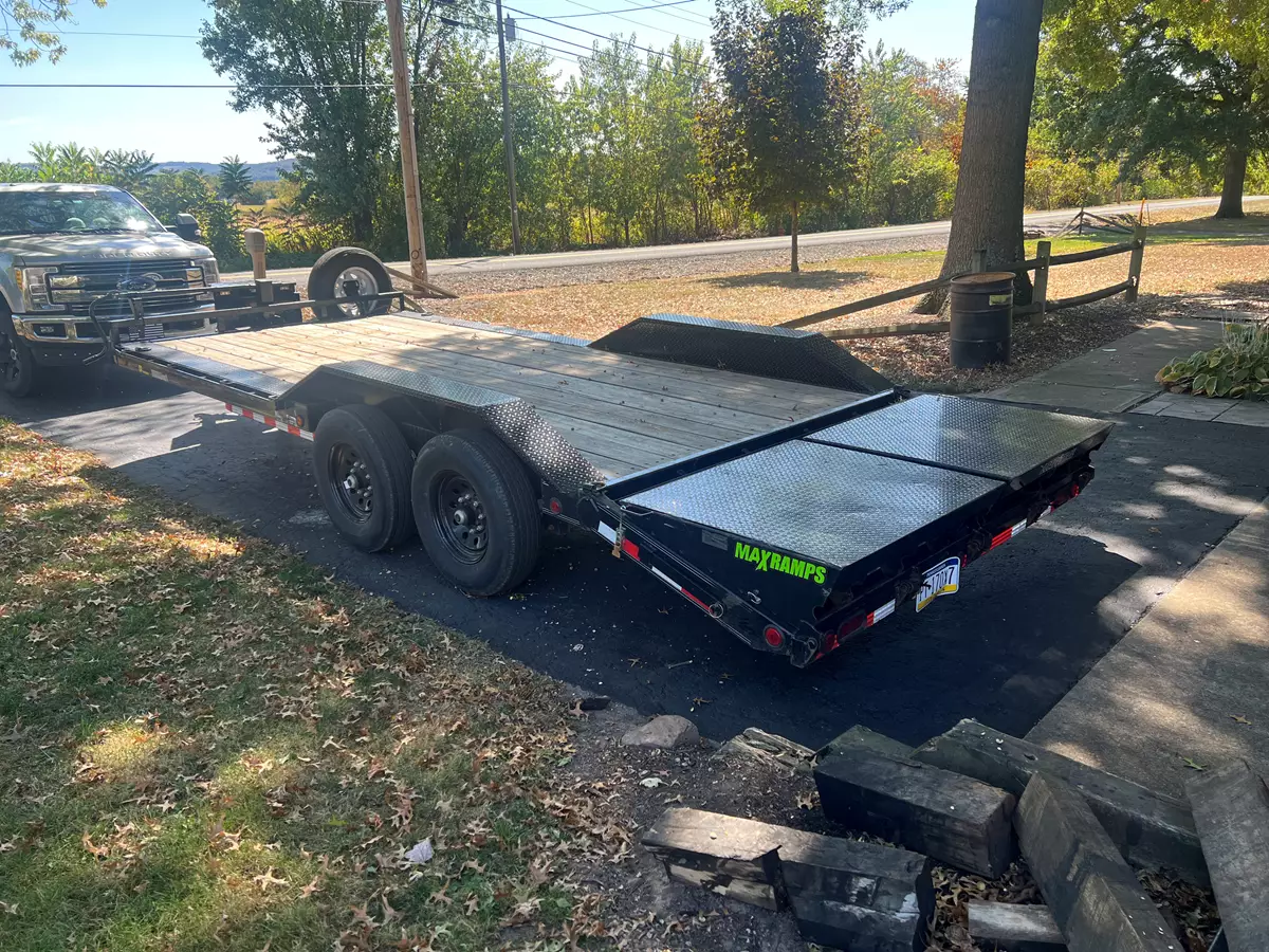 20' Equipment Trailer