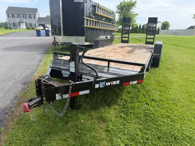 7' x 20' Equipment Trailer