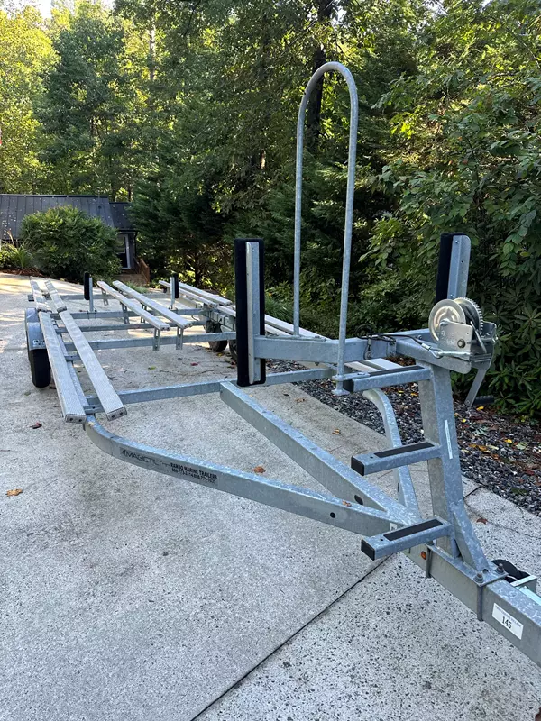 8'x26' Tritoon/pontoon boat trailer