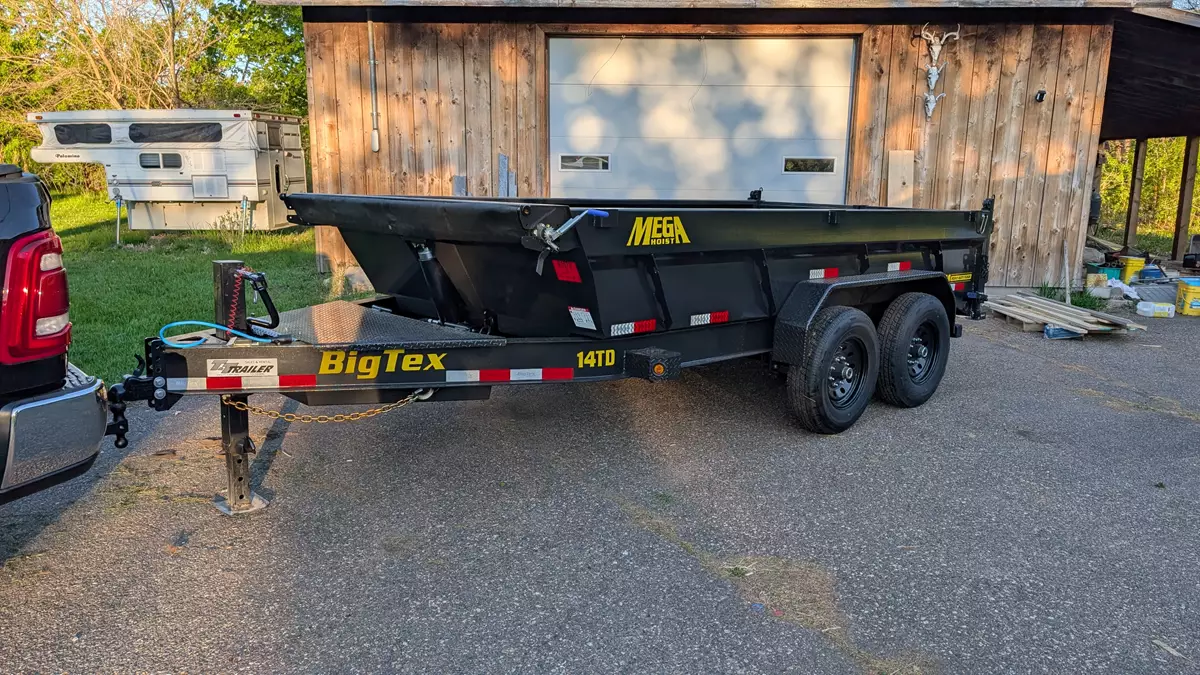 14' x 6'11" Dump Trailer