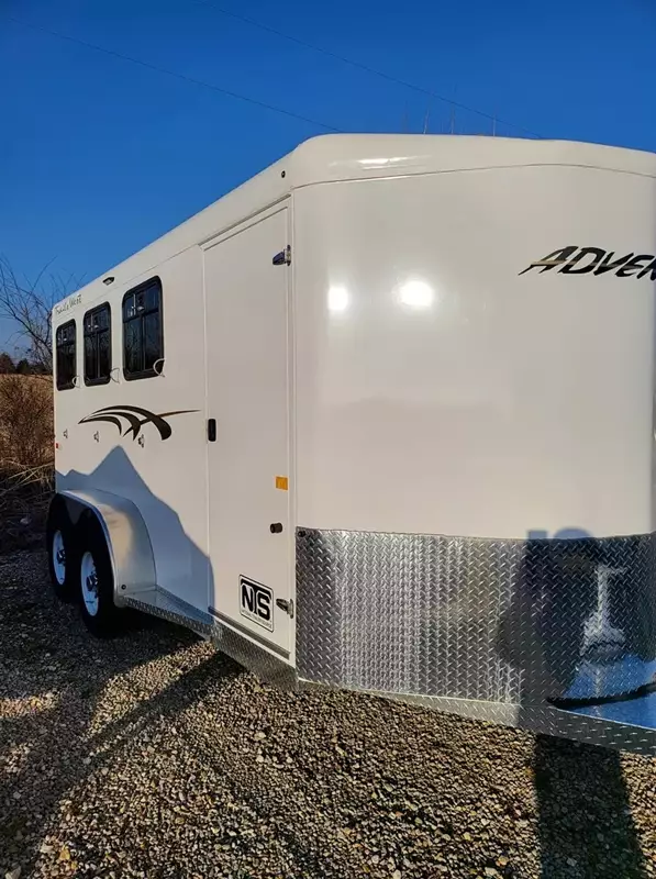 2022 Trails West Horse Trailer