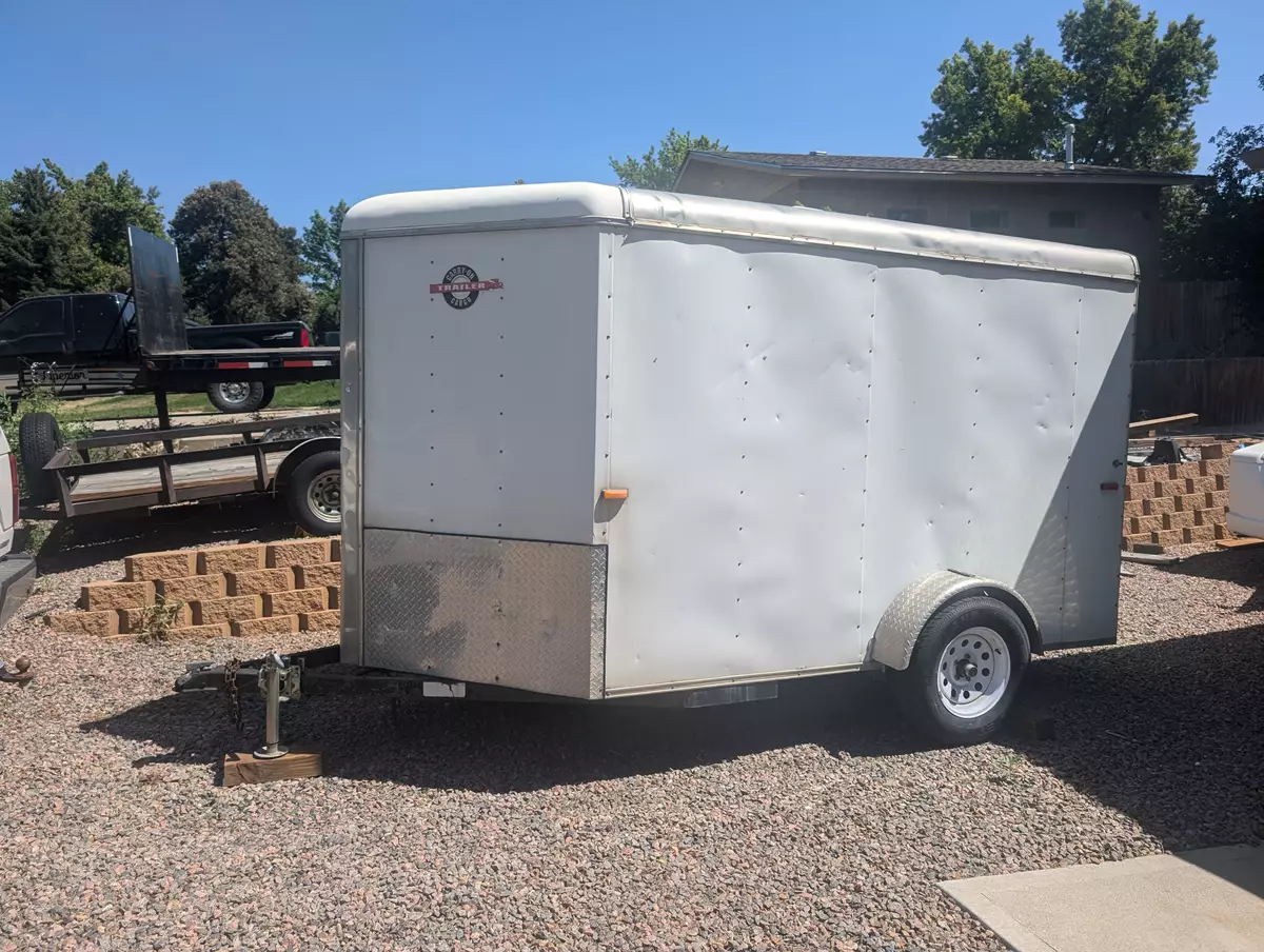 5x9 Enclosed trailer