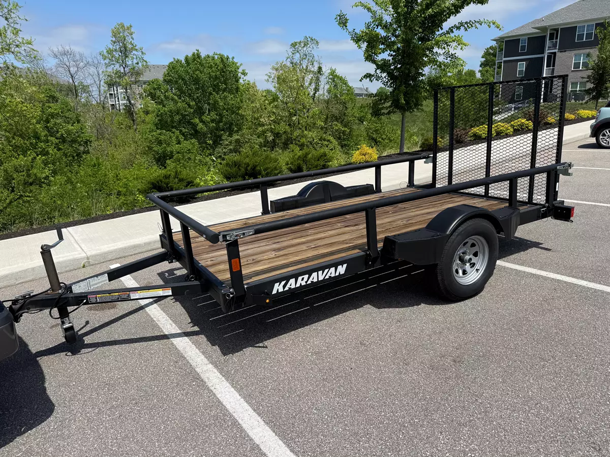 5.5' x 11' Utility Trailer