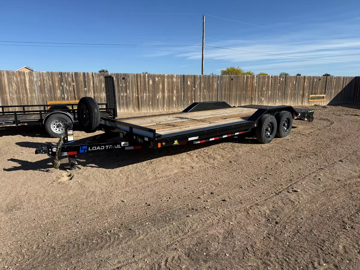 22' x 8.5' Flatbed Trailer