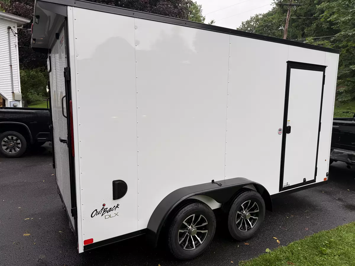 14' x 7' x 7' Enclosed Trailer