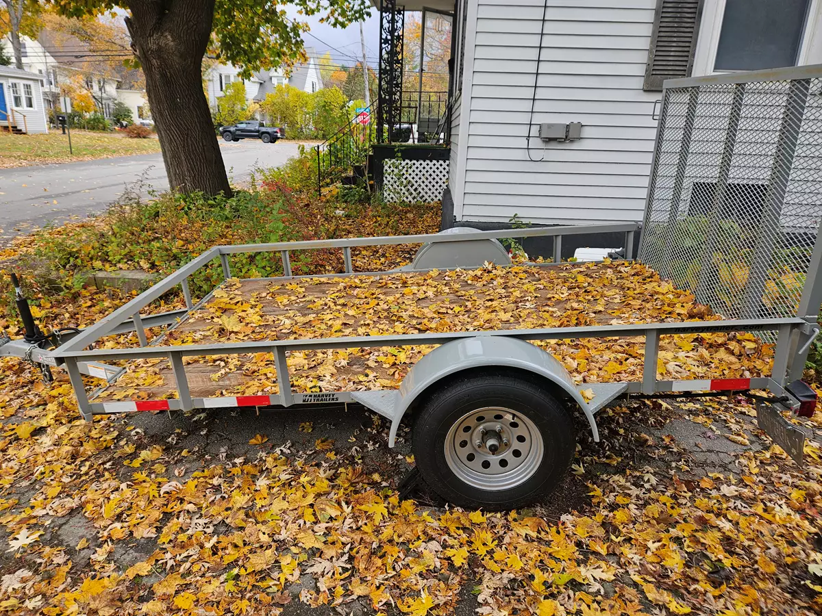 Single axle utility trailer 12'