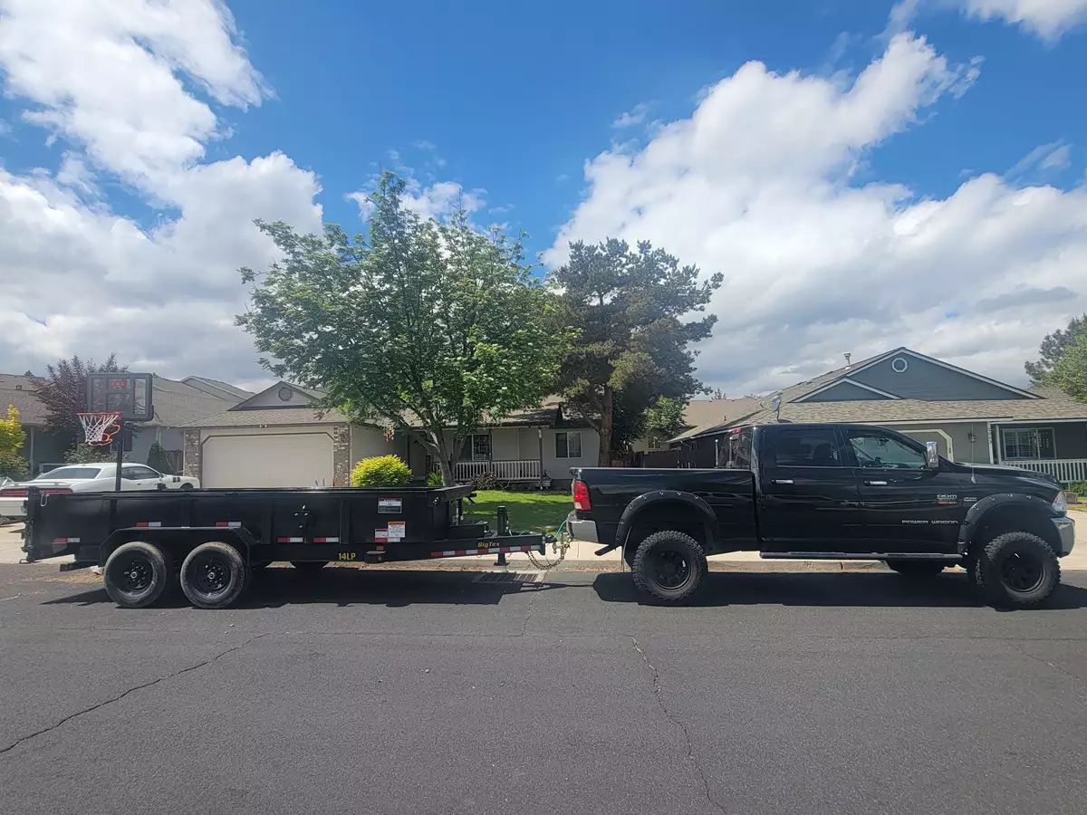 16' x 7' x 3' Dump Trailer